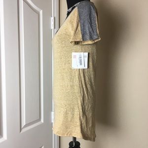NWT LuLaRoe Classic Tee
